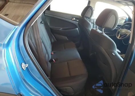 2016 Hyundai Tucson Limited z USA, uszkodzony, nr VIN KM8J3CA47GU091331